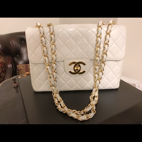 Chanel Vintage Jumbo XL White Lambskin Flap. - Picture 2 of 8